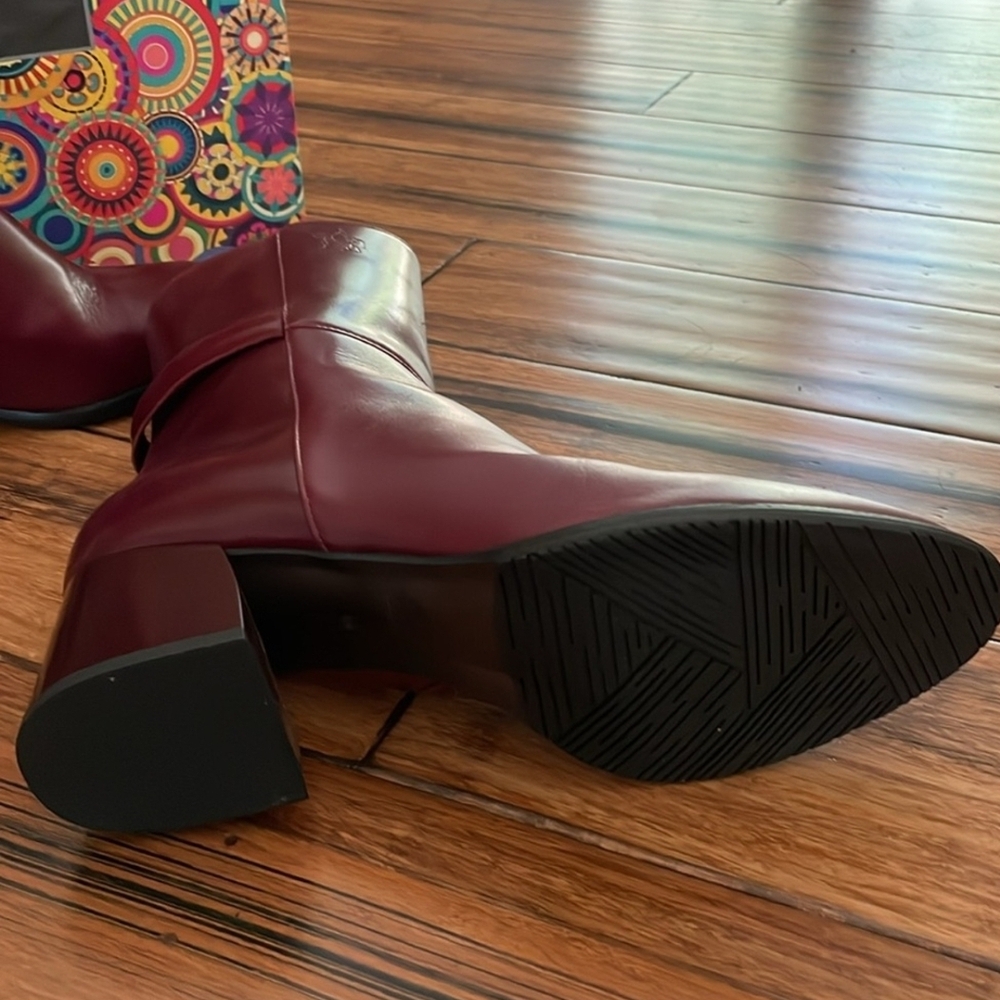 😍 Red Heeled Chelsea Boots with Block Heel - Picture 6 of 9